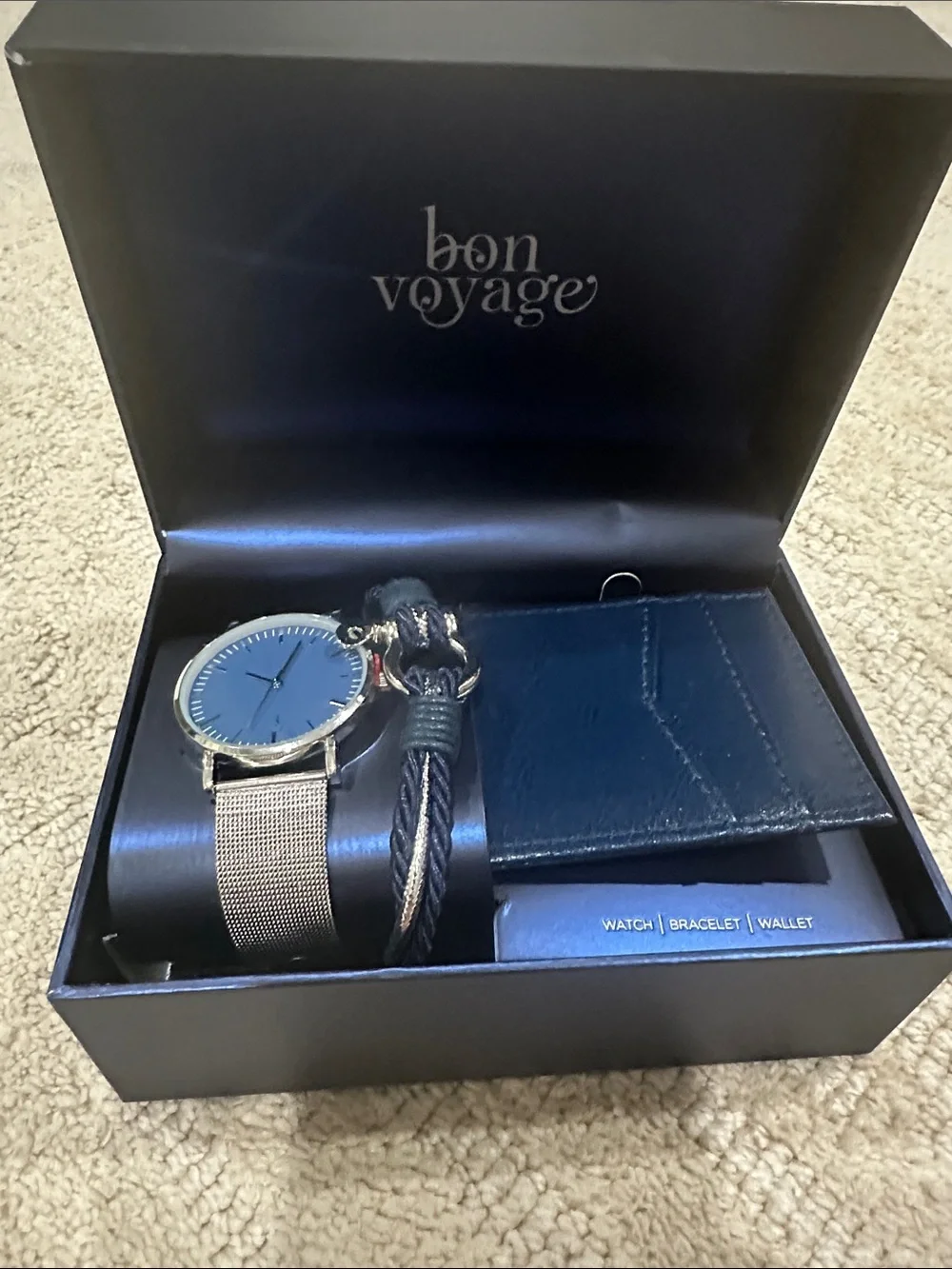 Bon Voyage Men's Navy Watch and Wallet Gift Set